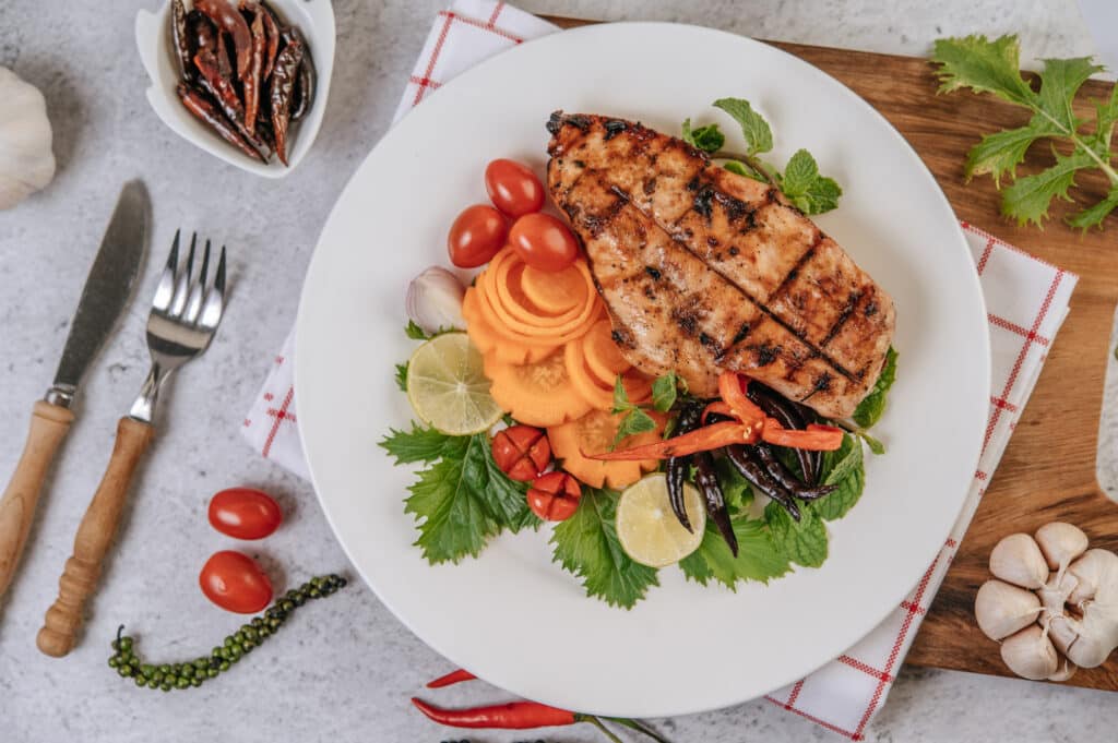 grilled chicken breast with vegetables